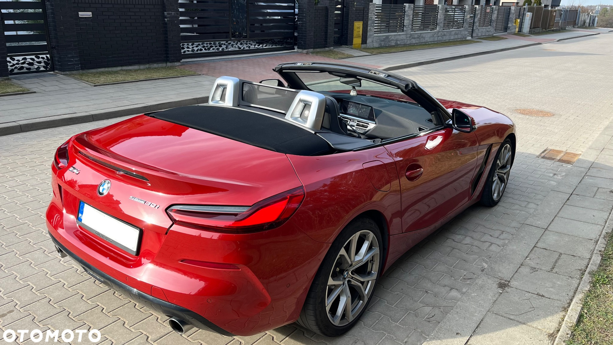 BMW Z4 sDrive30i - 12