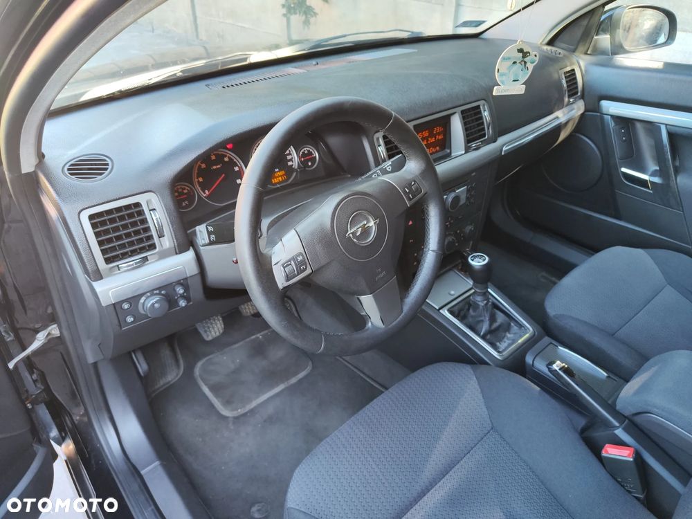 Opel Vectra 1.9 CDTI Cosmo - 9