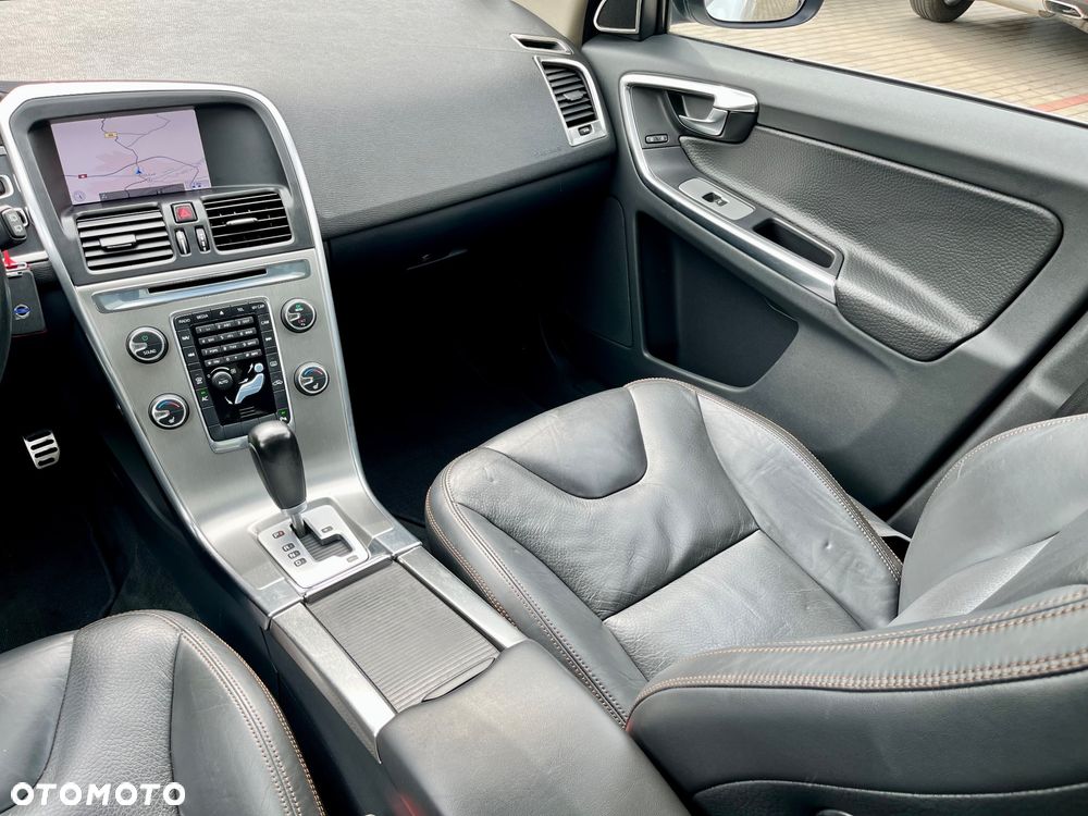 Volvo XC 60 - 38
