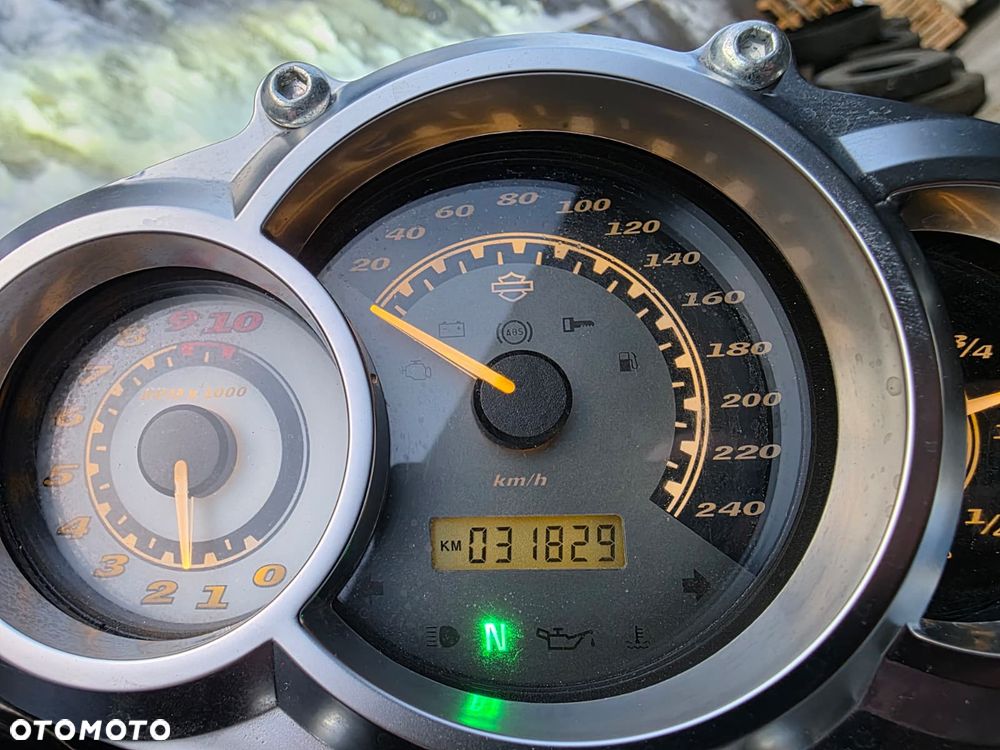Harley-Davidson V-Rod Muscle - 6