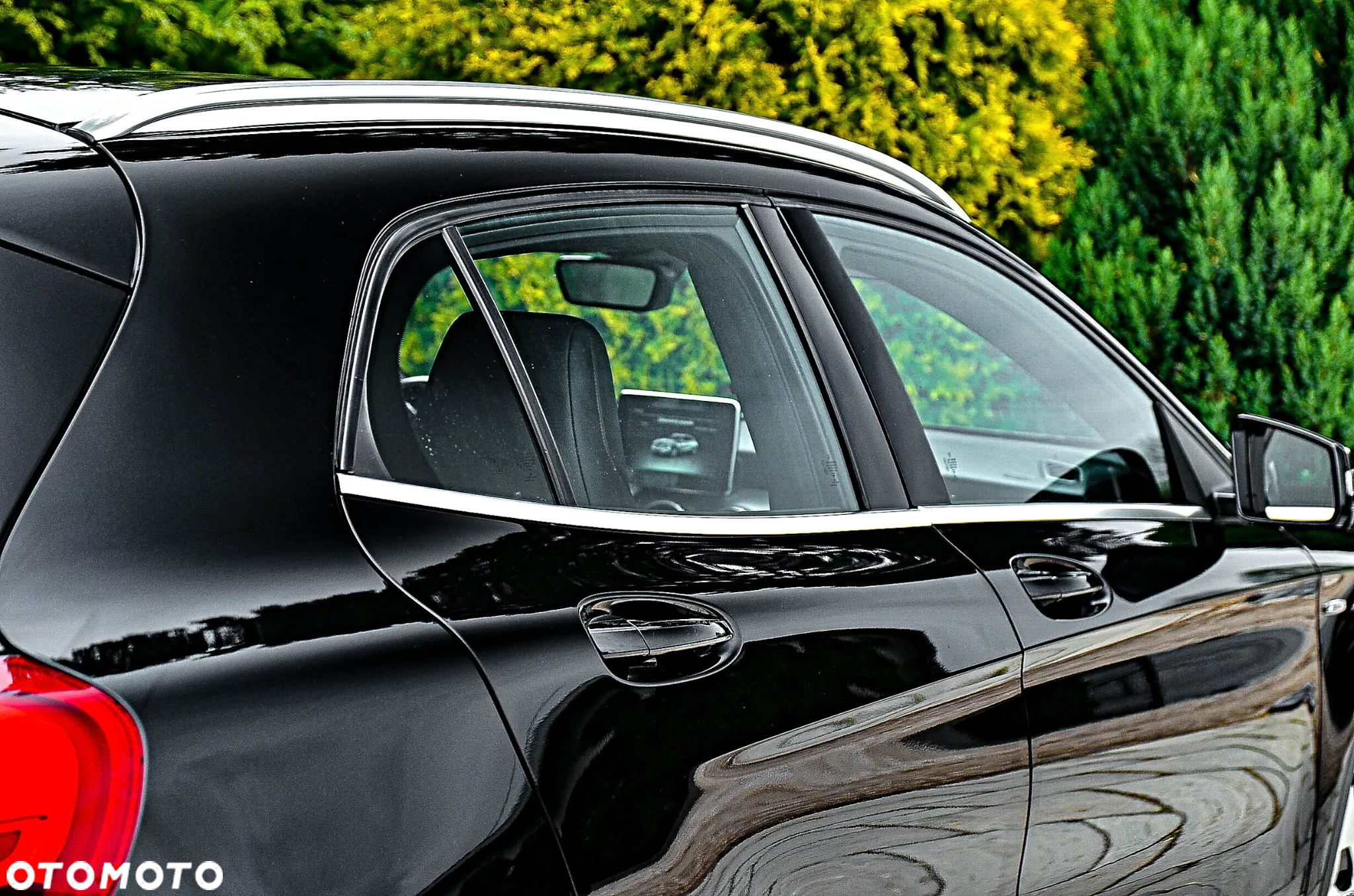 Mercedes-Benz GLA 180 7G-DCT AMG Line - 18