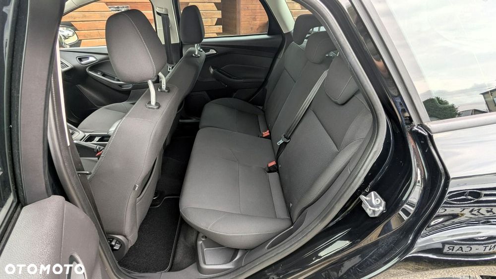 Ford Focus - 17