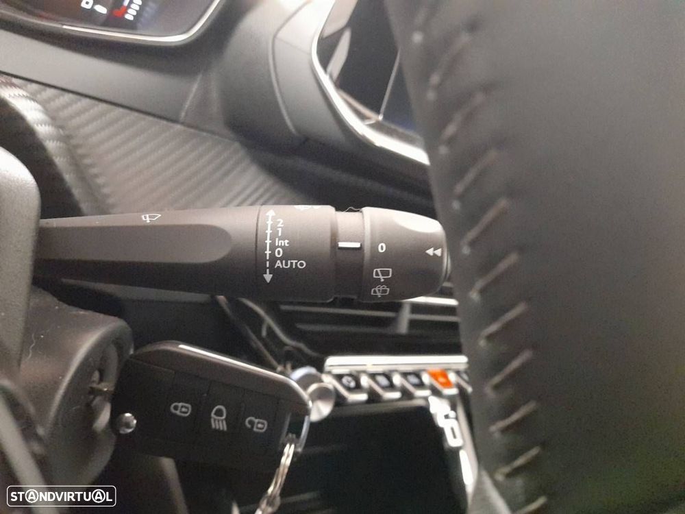 Peugeot 2008 1.2 PureTech Active Pack - 14