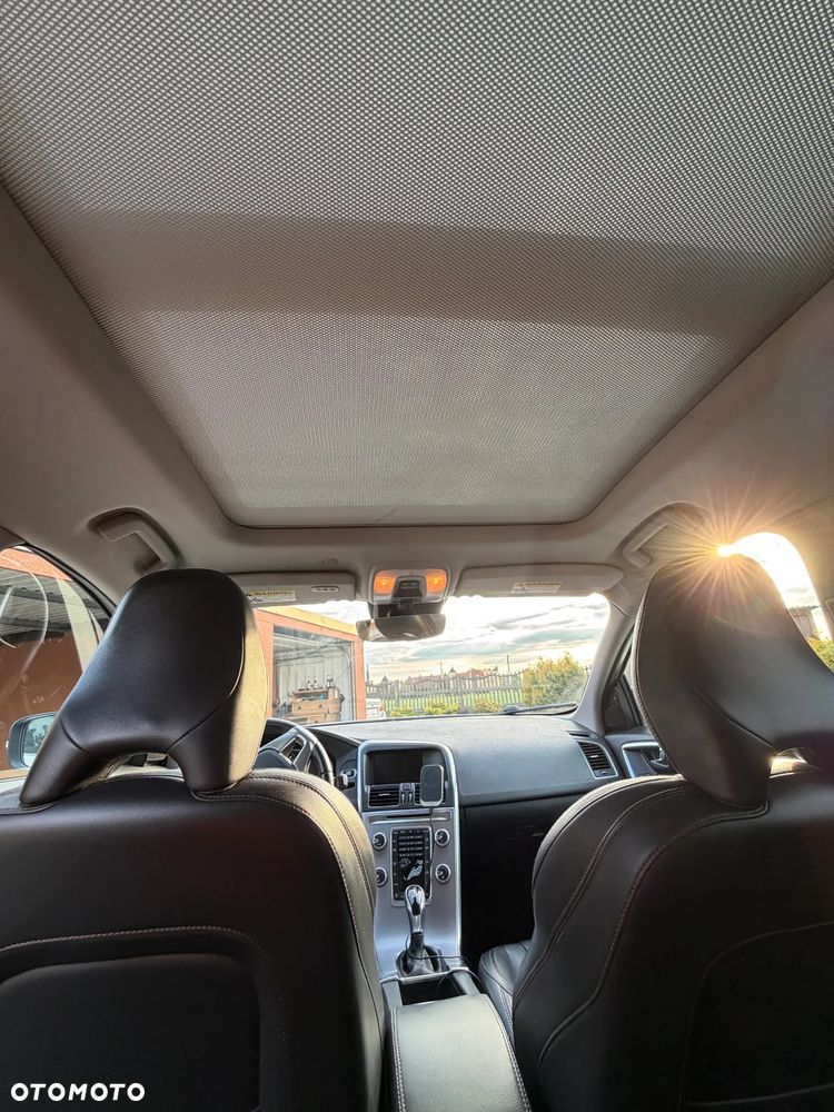 Volvo XC 60 T5 Geartronic Momentum - 10