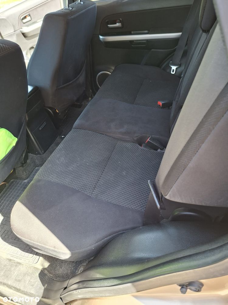 Suzuki Grand Vitara - 9