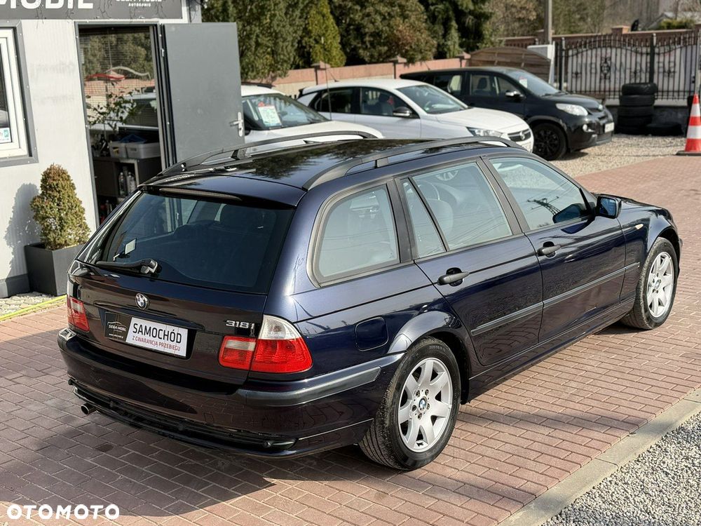 BMW Seria 3 318i - 8