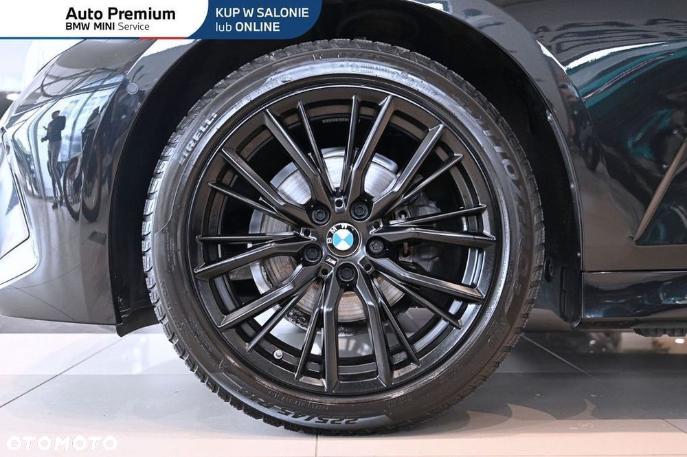 BMW Seria 3 318i - 25