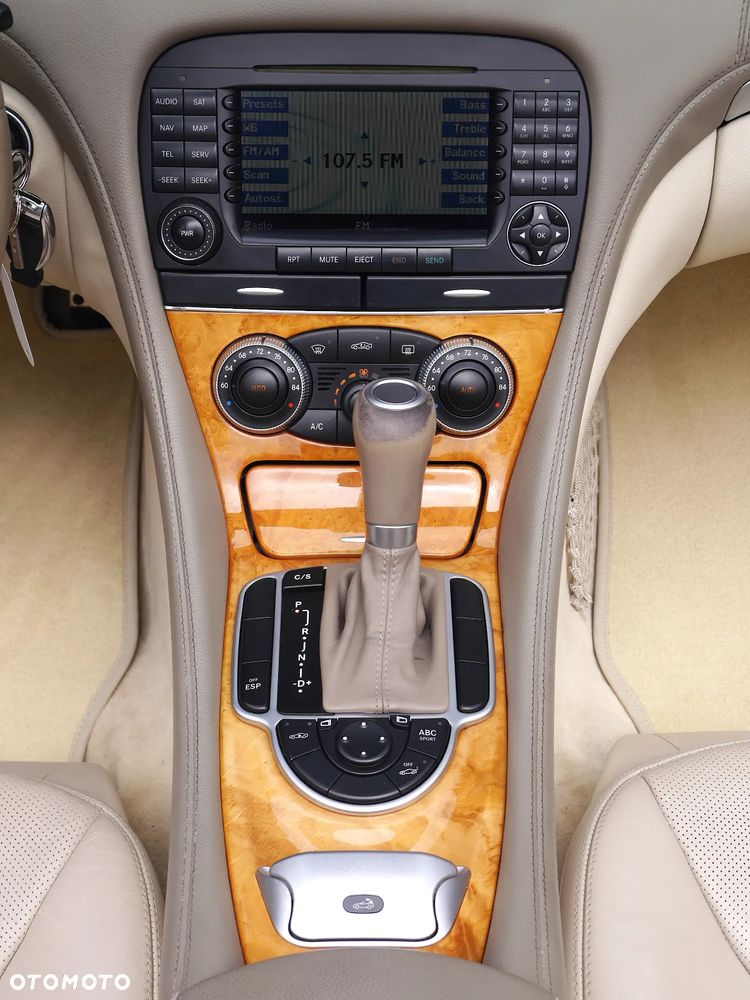 Mercedes-Benz SL 500 7G-TRONIC - 16