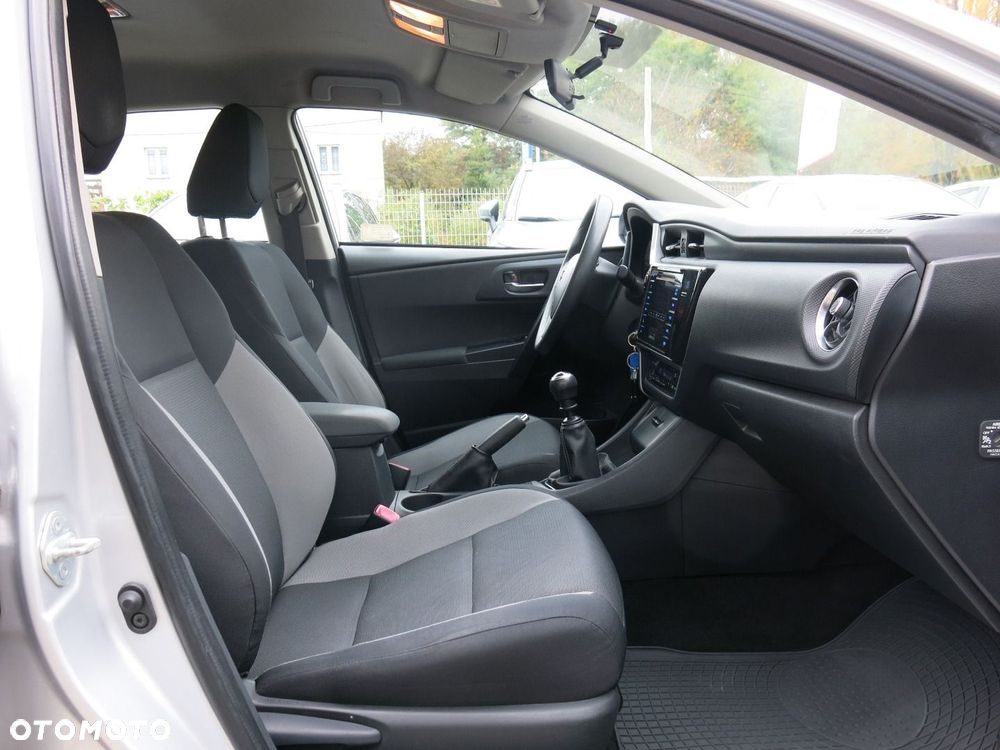 Toyota Auris 1.33 VVT-i Active - 7