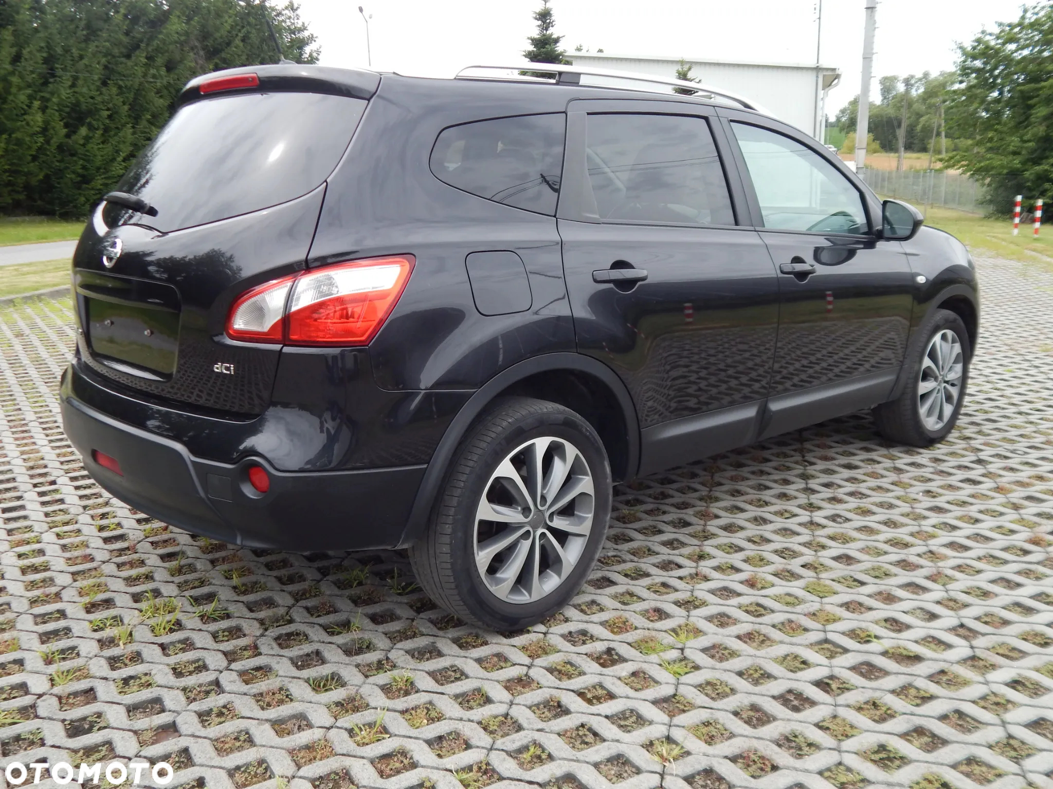 Nissan Qashqai+2 - 6