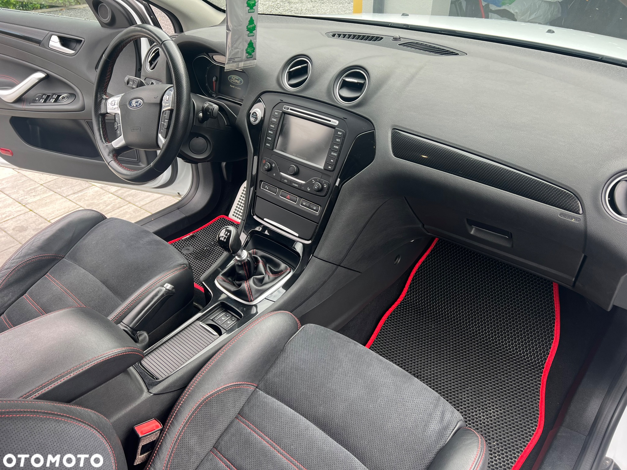 Ford Mondeo - 9