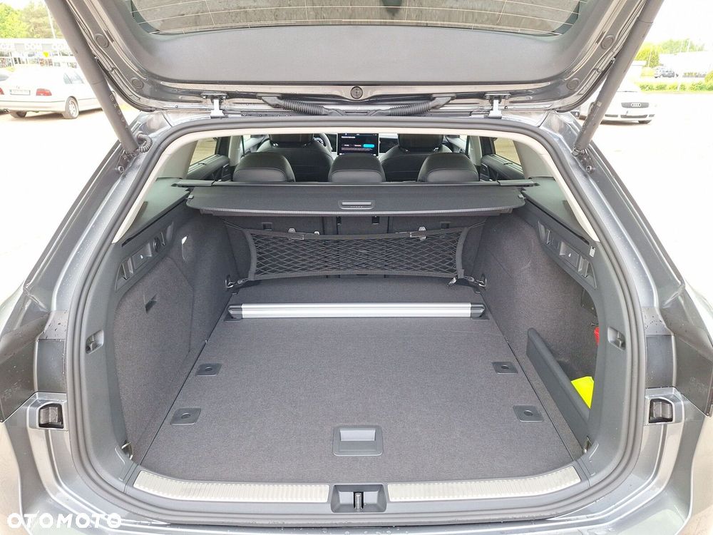 Volkswagen Passat - 17
