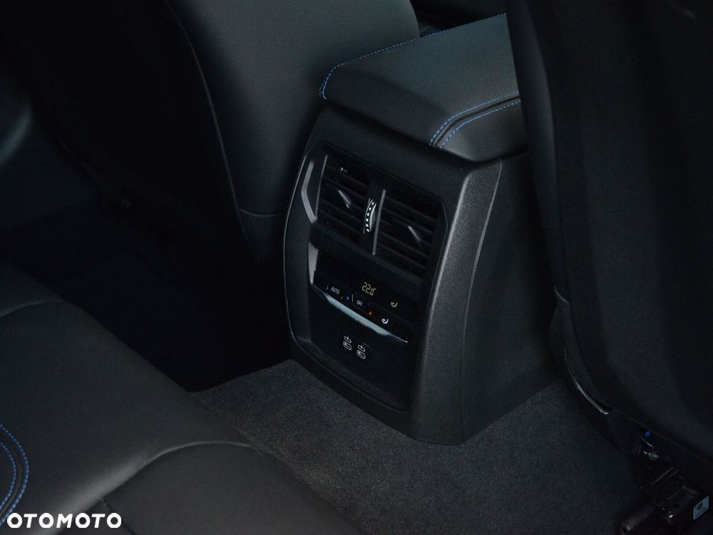 BMW Seria 3 - 32