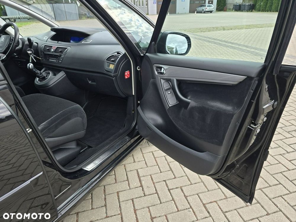 Citroën C4 Picasso - 25