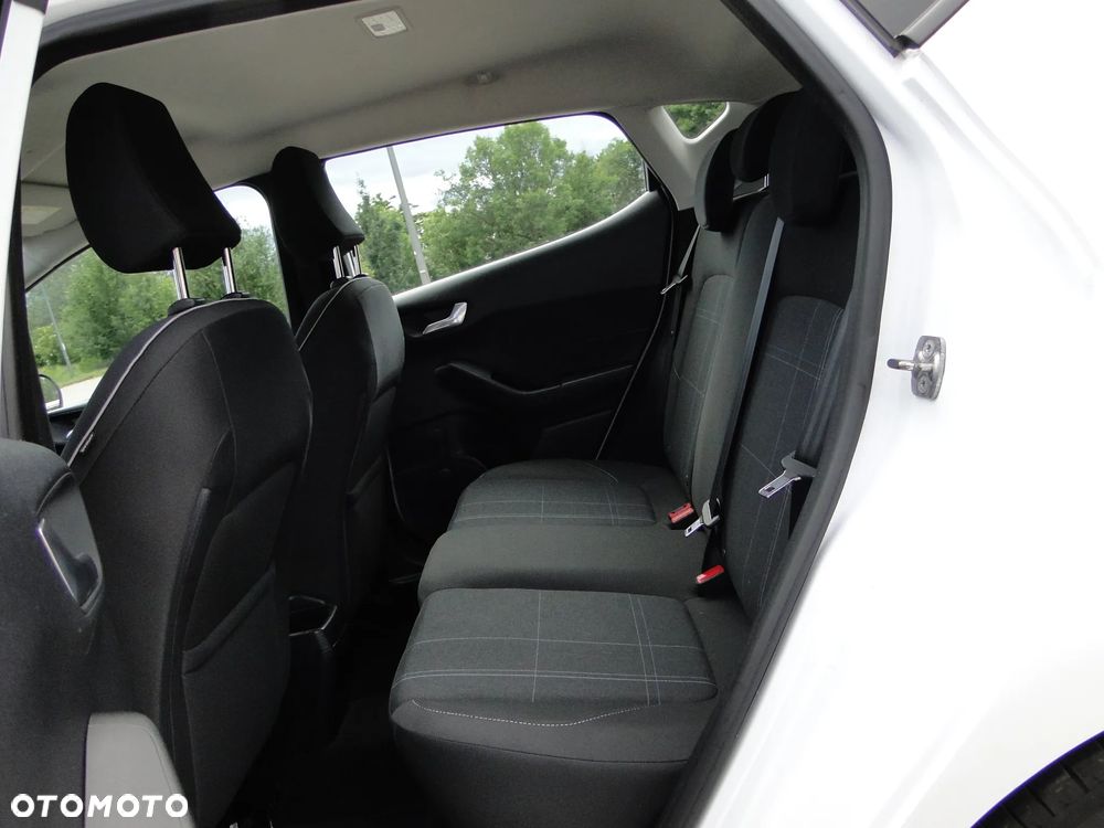 Ford Fiesta - 8
