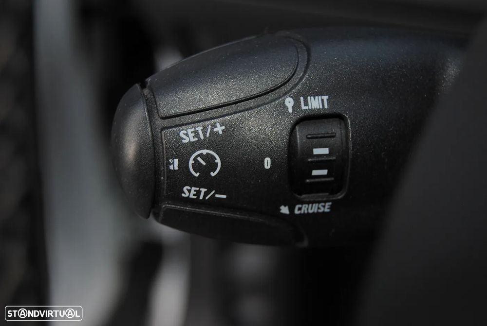 Peugeot 208 155 THP Allure - 31