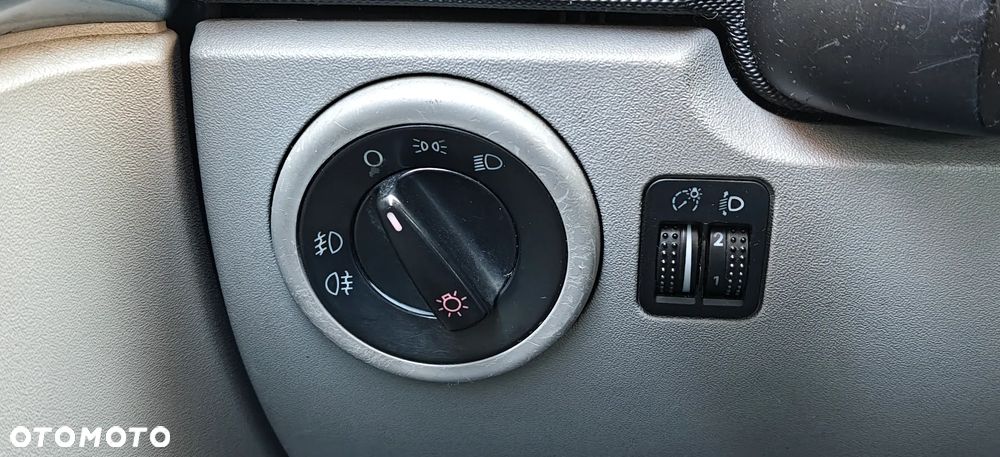 Volkswagen New Beetle 1.9 TDI DPF Freestyle - 35