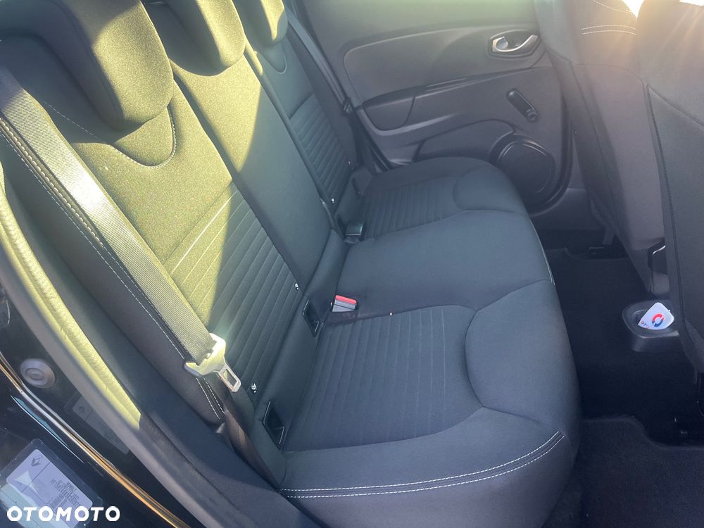 Renault Clio - 15