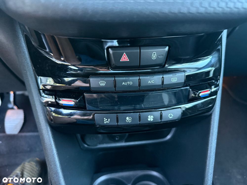 Peugeot 2008 PureTech 130 Stop&Start Allure - 15