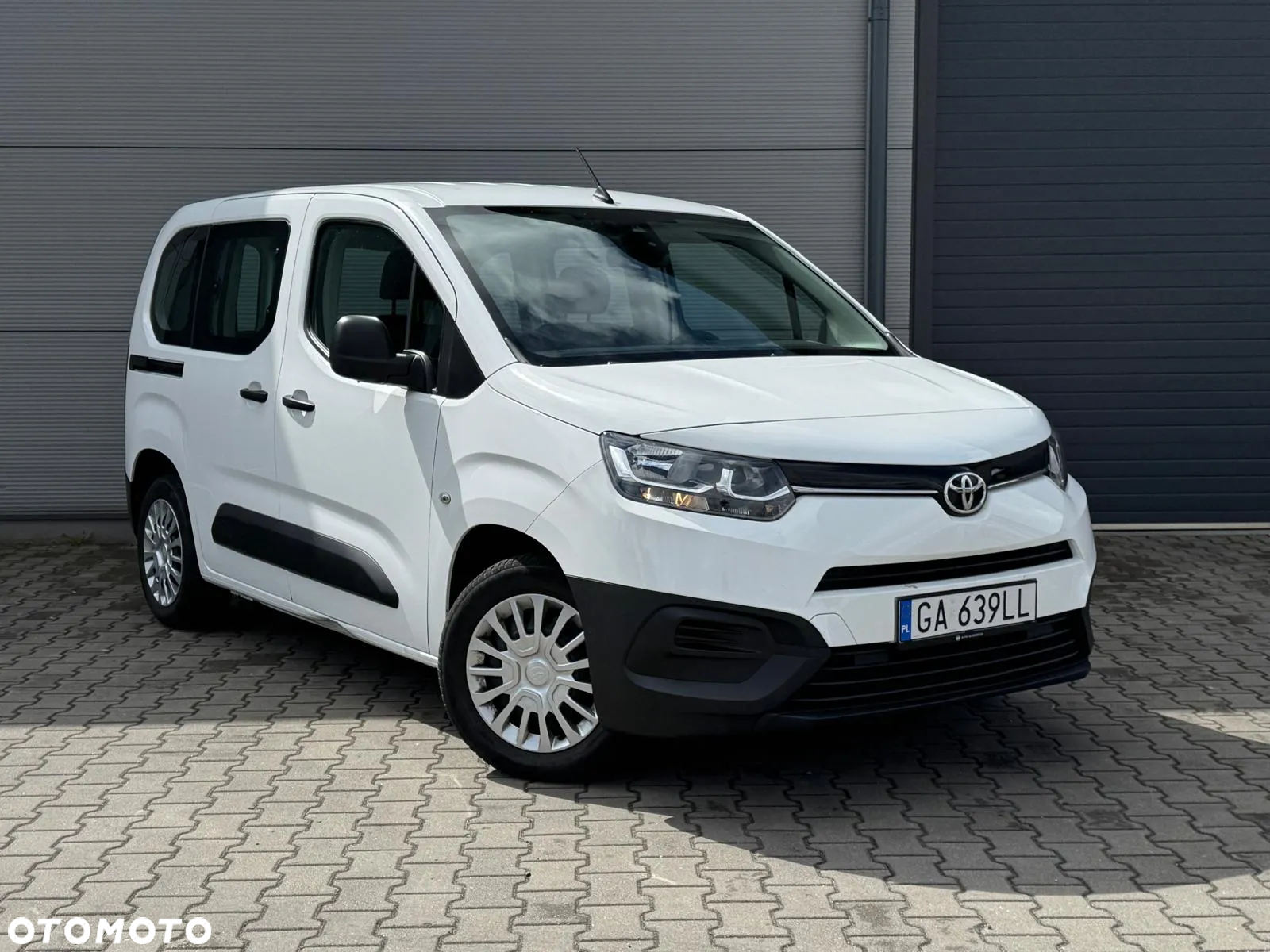 Toyota Proace City Verso 1.2 D-4T Business - 6