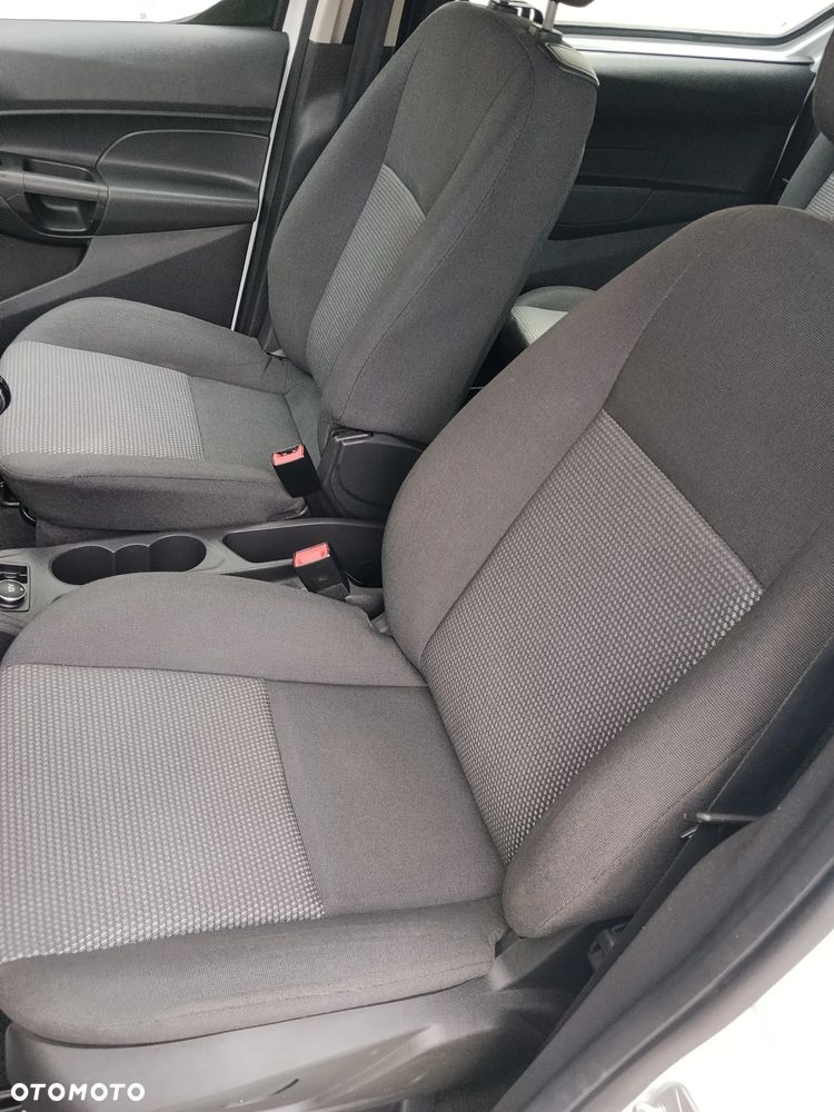 Ford Tourneo Connect Grand - 6