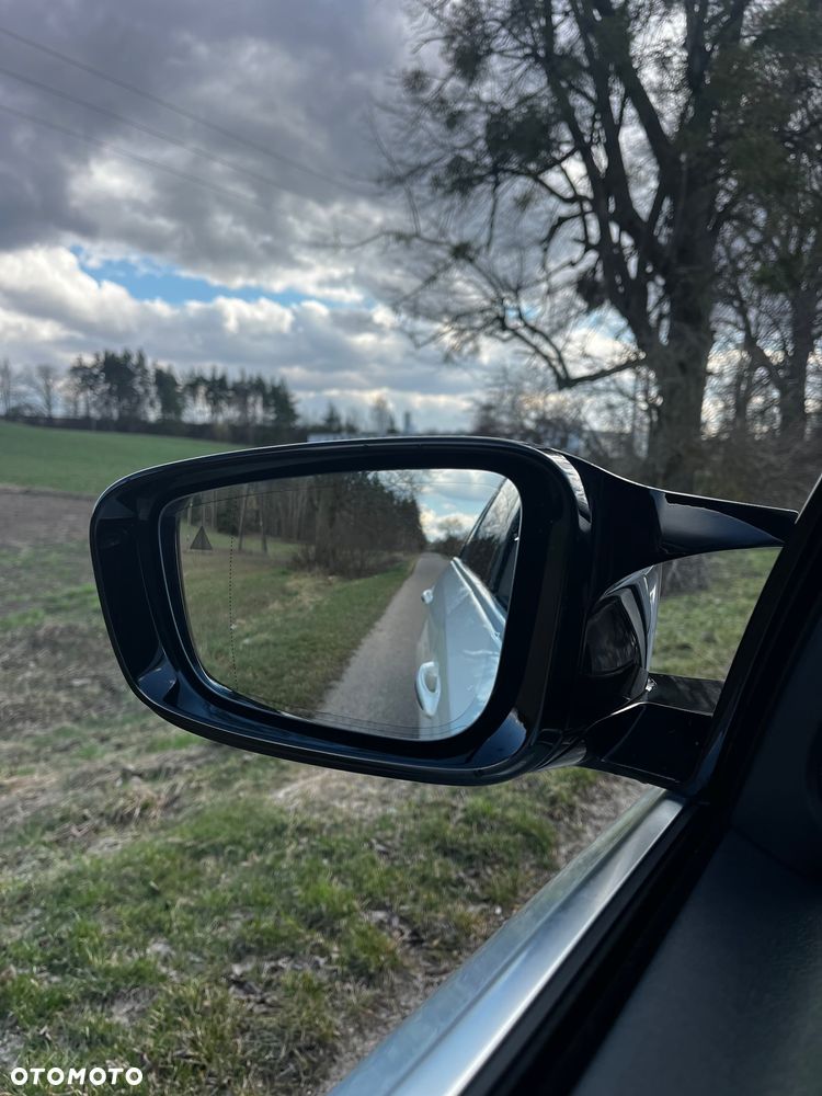 BMW Seria 5 520d M Sport Edition - 27