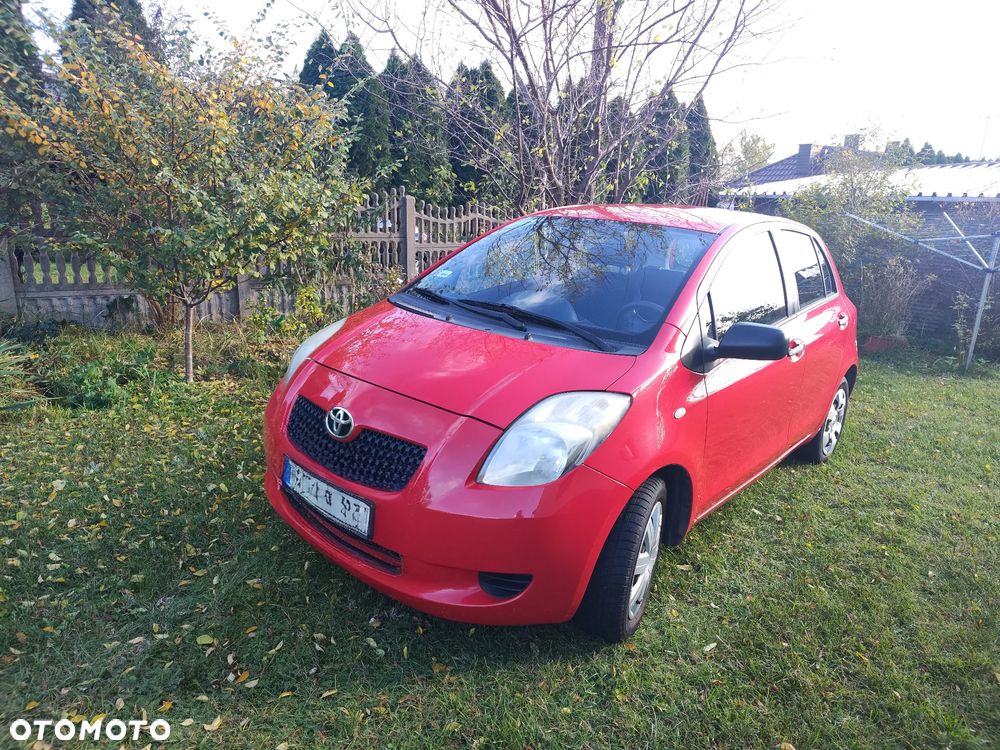 Toyota Yaris 1.0 Luna A/C - 1