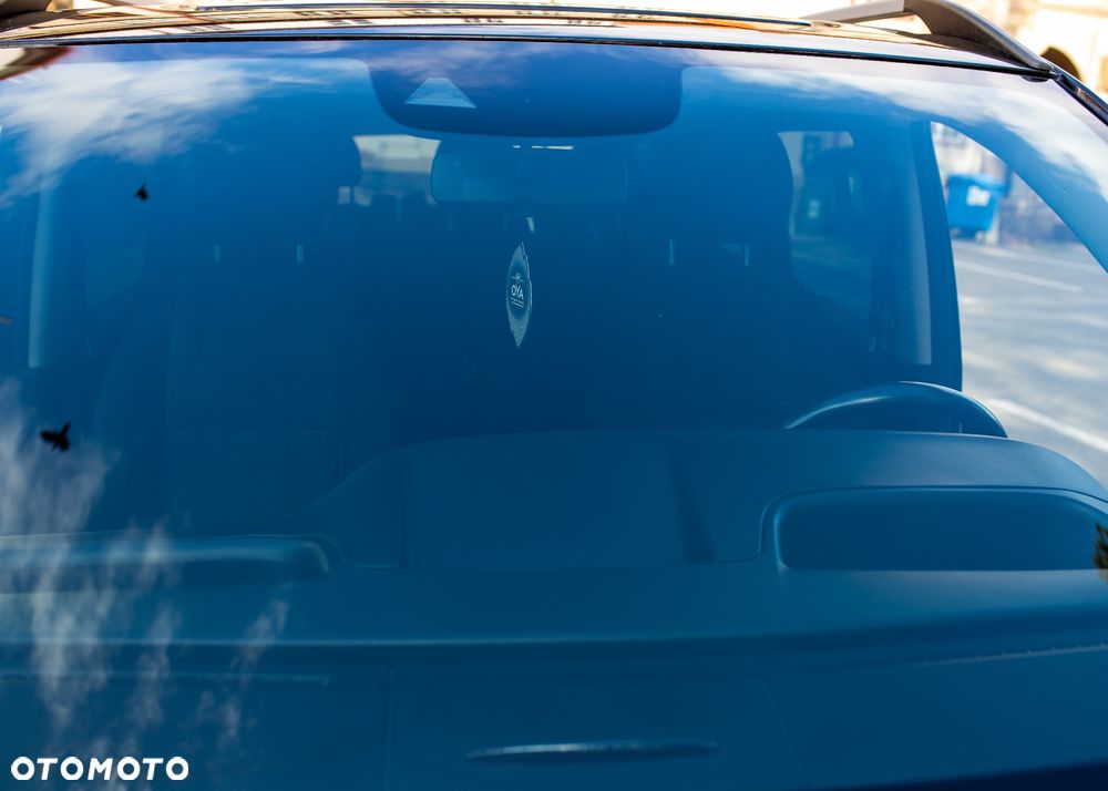 Mercedes-Benz Vito - 25