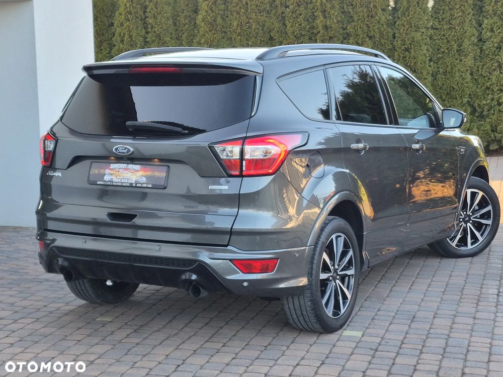 Ford Kuga 1.5 EcoBoost 2x4 ST-Line - 4