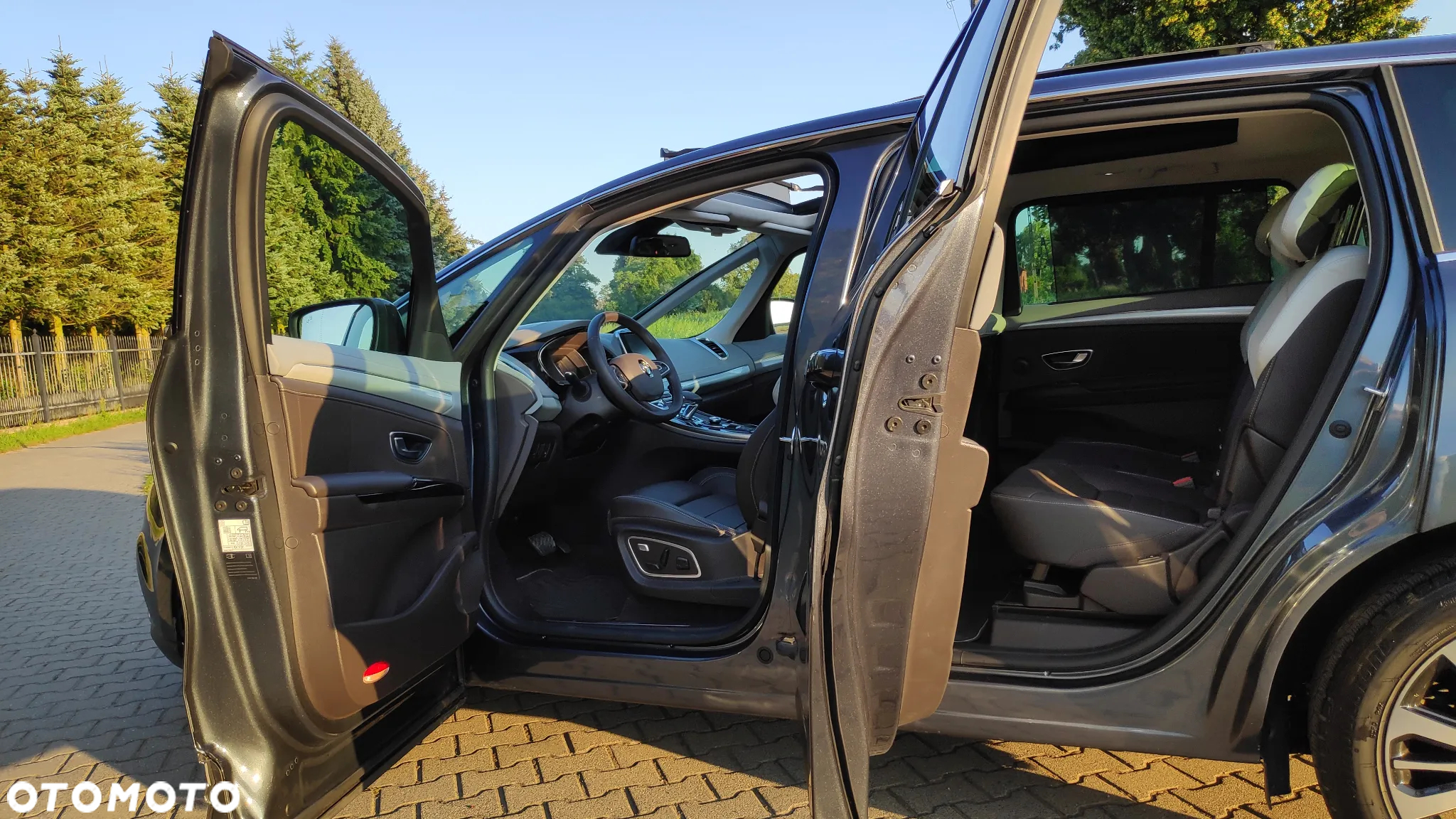 Renault Espace 2.0 Blue dCi Initiale Paris EDC - 5