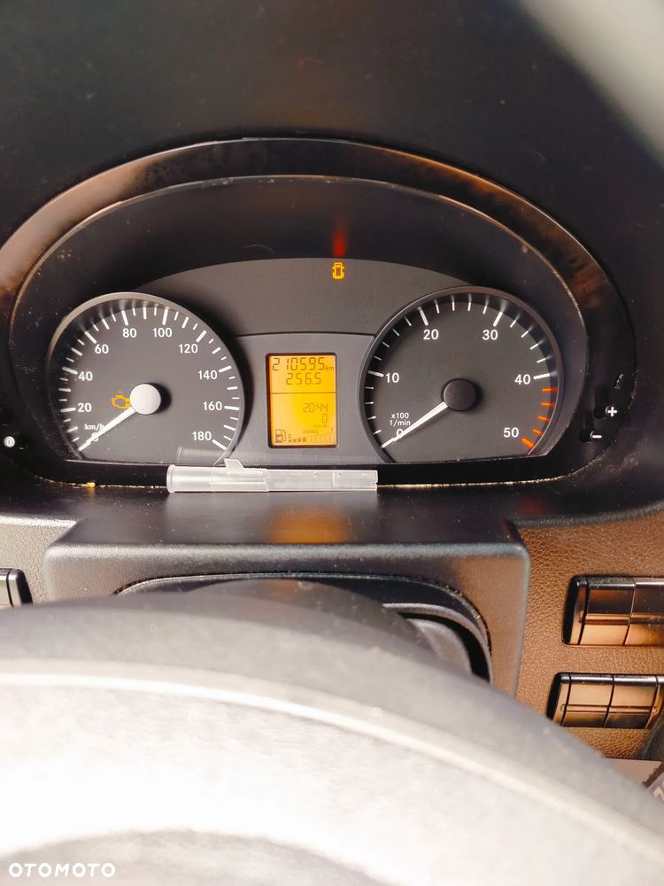 Mercedes-Benz Sprinter - 6