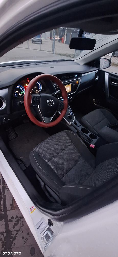 Toyota Auris - 5