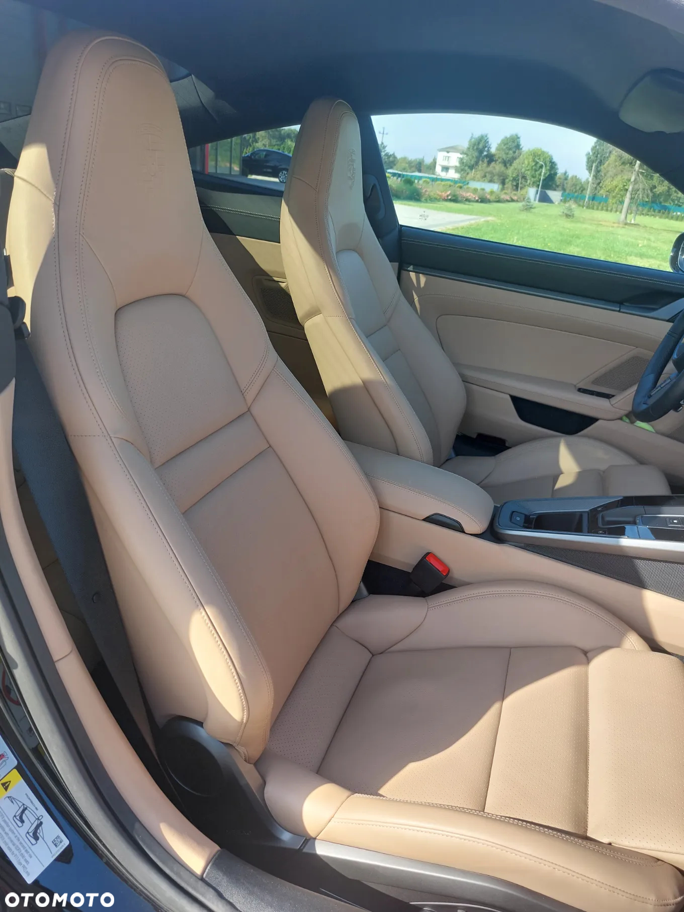 Porsche 911 Carrera 4S - 8