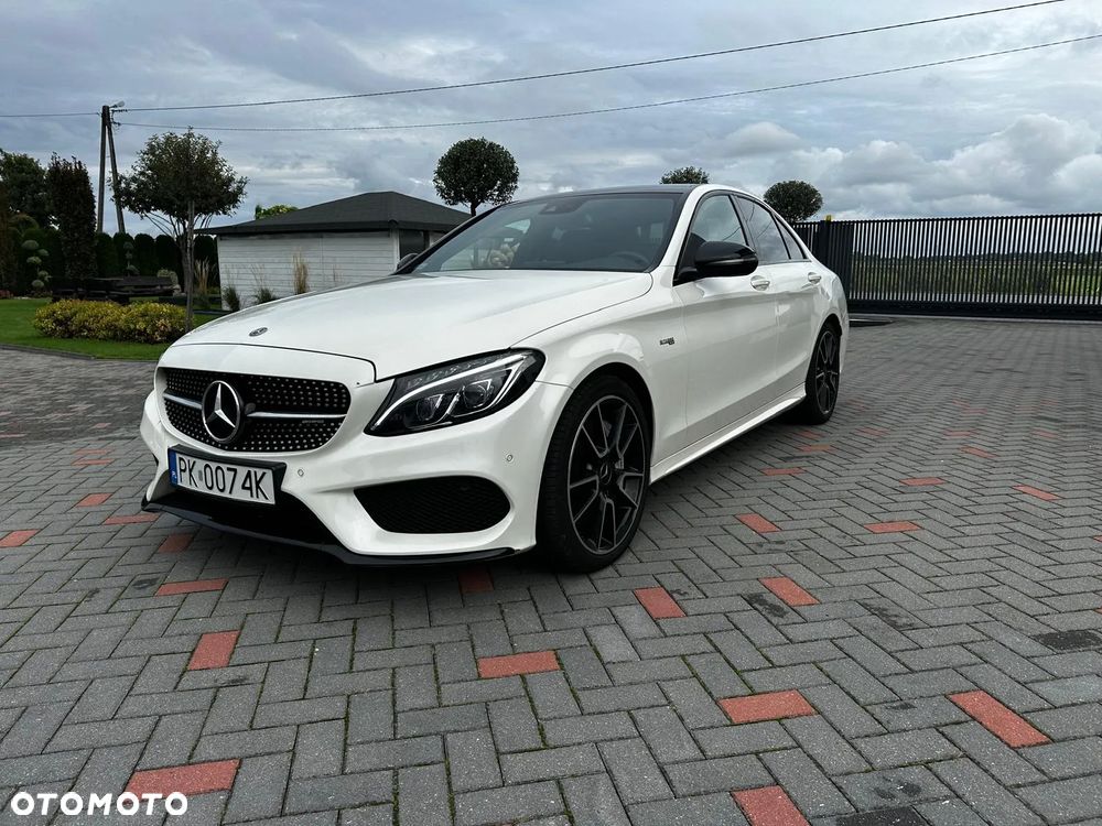 Mercedes-Benz Klasa C AMG 43 4-Matic - 3