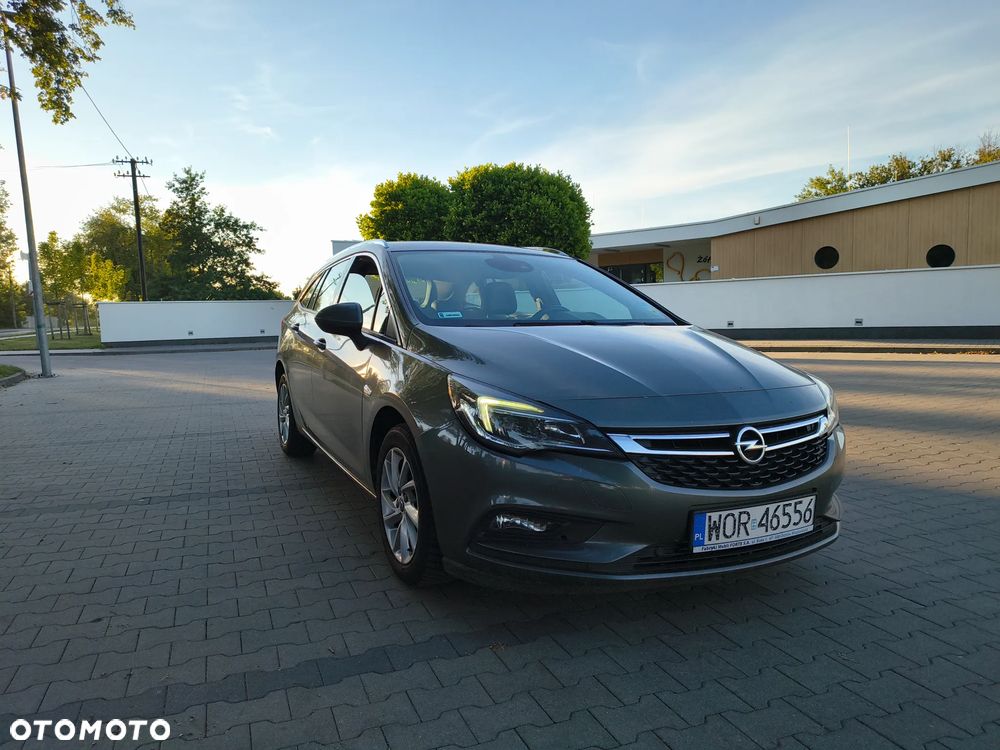 Opel Astra 1.6 CDTI Elite S&S - 2