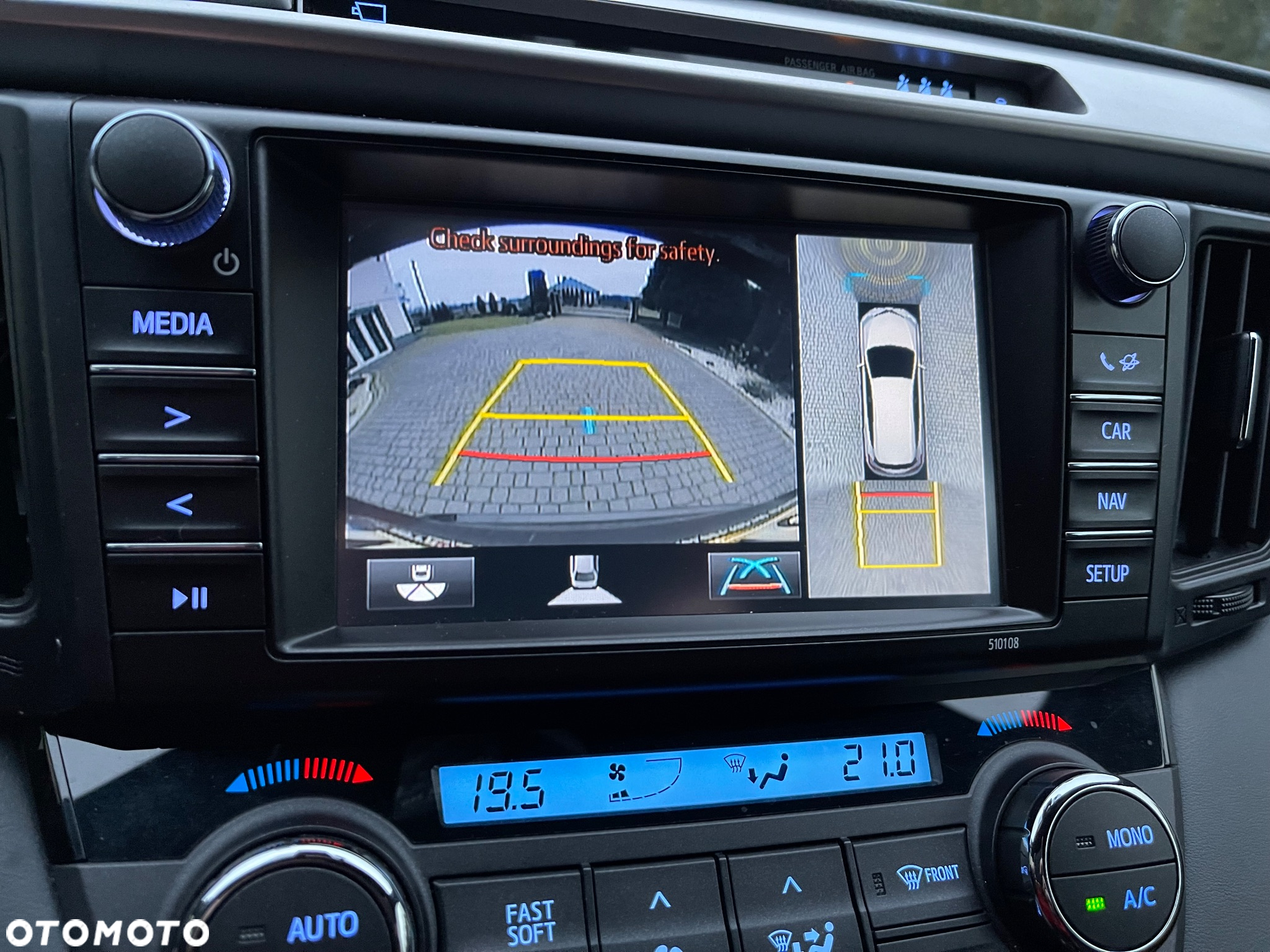 Toyota RAV4 Hybrid Prestige 4x4 - 34