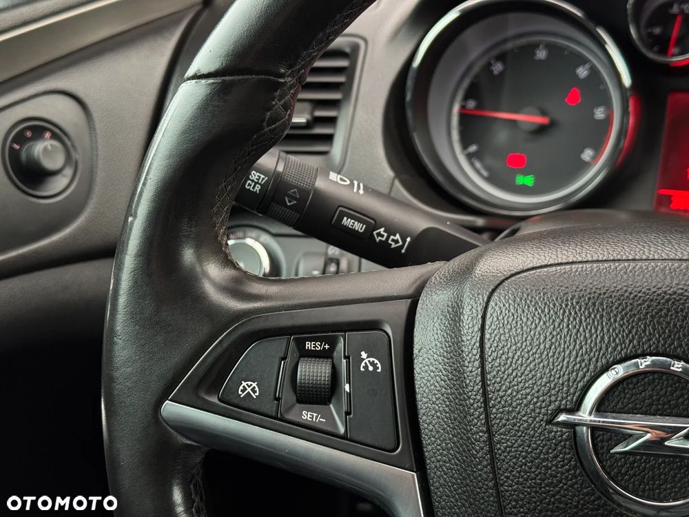 Opel Insignia 2.0 CDTI Cosmo - 25