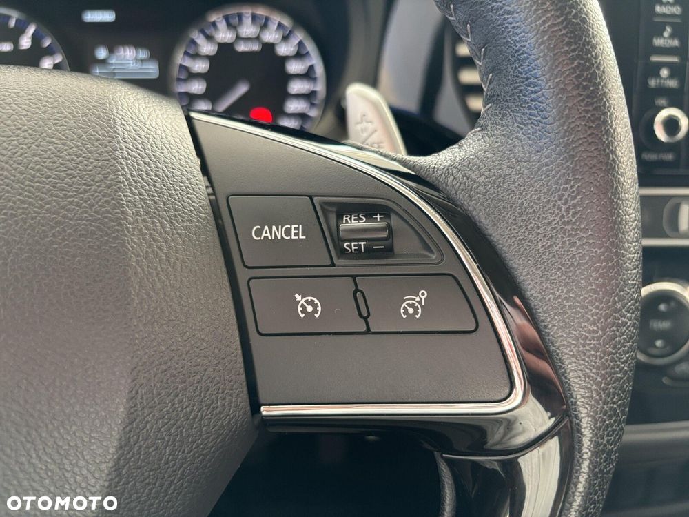 Mitsubishi Outlander - 21