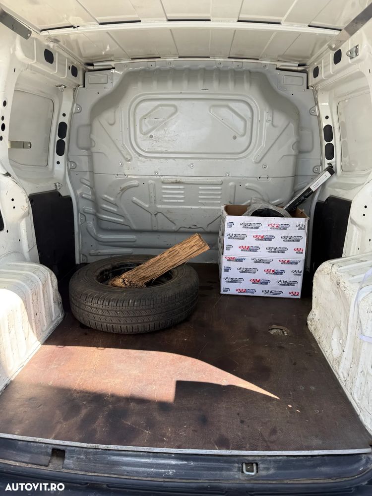 Fiat Fiorino 1.3 Multijet Van - 18