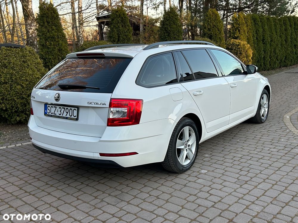 Skoda Octavia 2.0 TDI SCR Ambition - 5