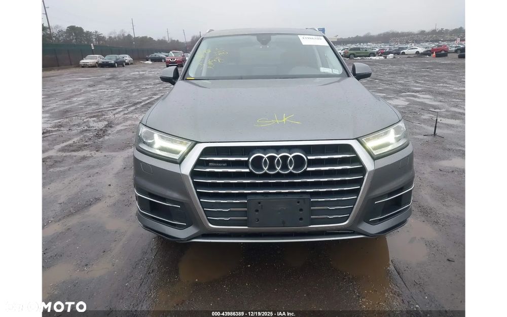 Audi Q7 - 10