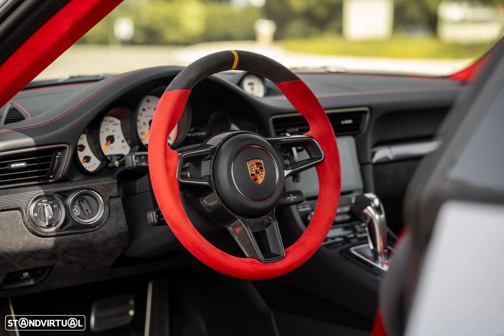 Porsche 911 (991) GT2 RS - 20