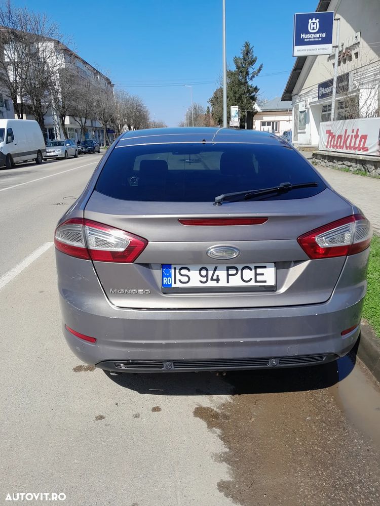 Ford Mondeo 2.0 TDCi Business Class - 4