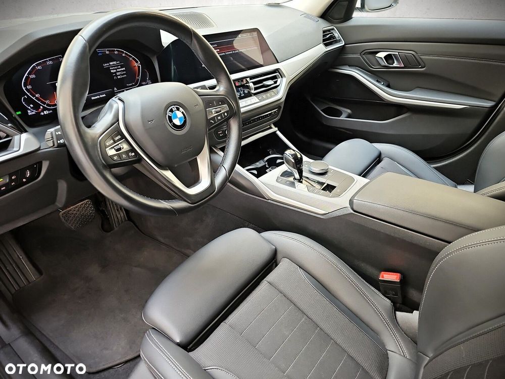 BMW Seria 3 - 10