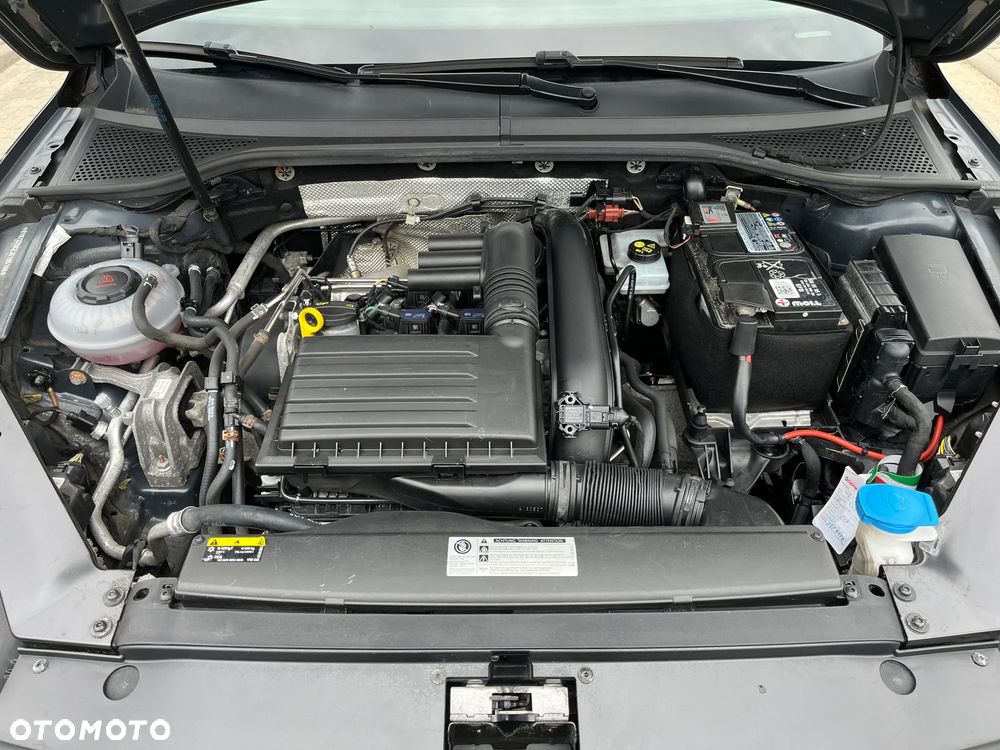Volkswagen Passat 1.4 TSI BMT ACT Trendline DSG - 29