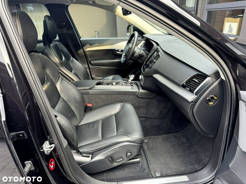 Volvo XC 90 D5 AWD Inscription 7os - 20