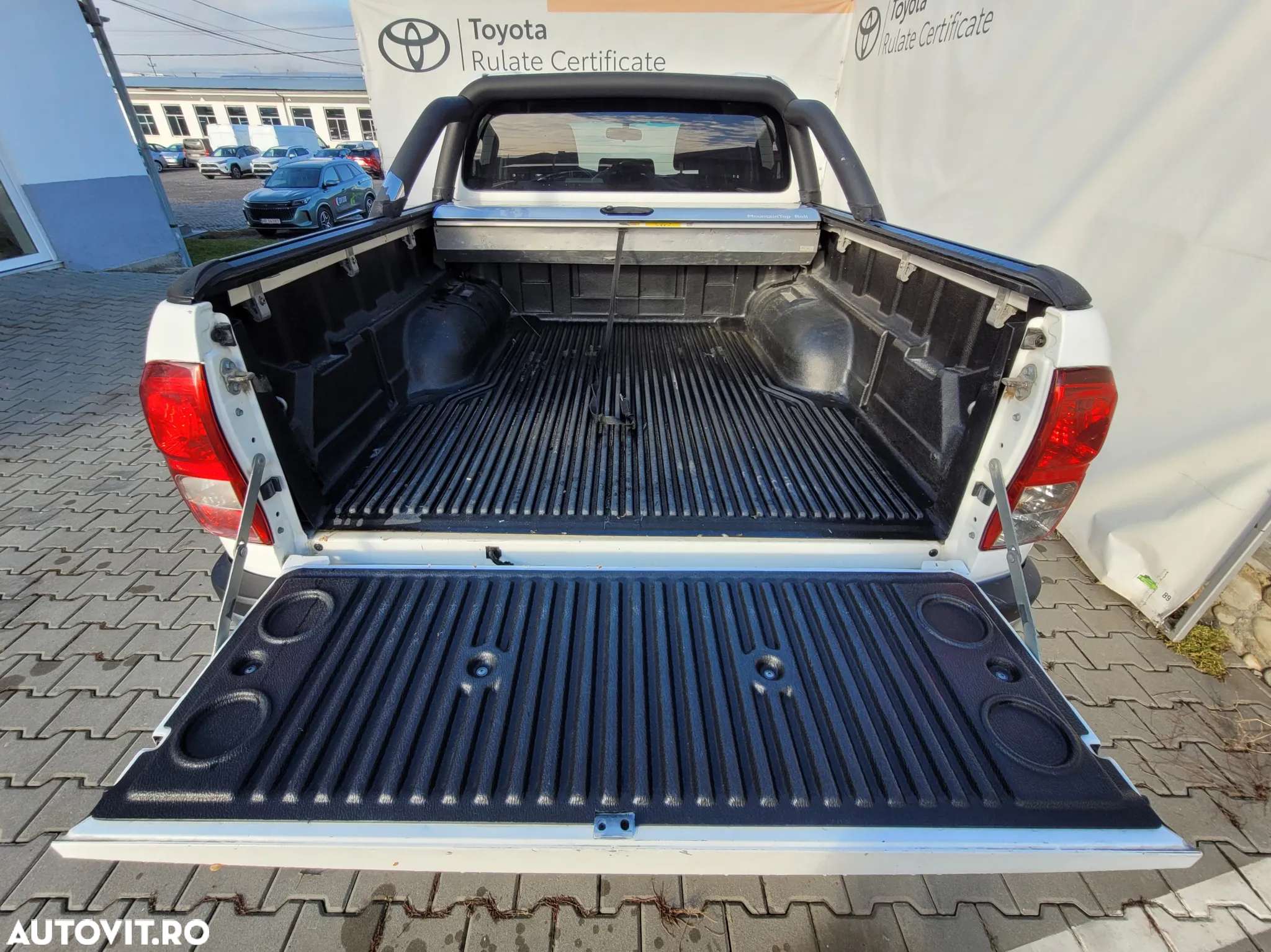 Toyota Hilux 4x4 Double Cab A/T Style - 27