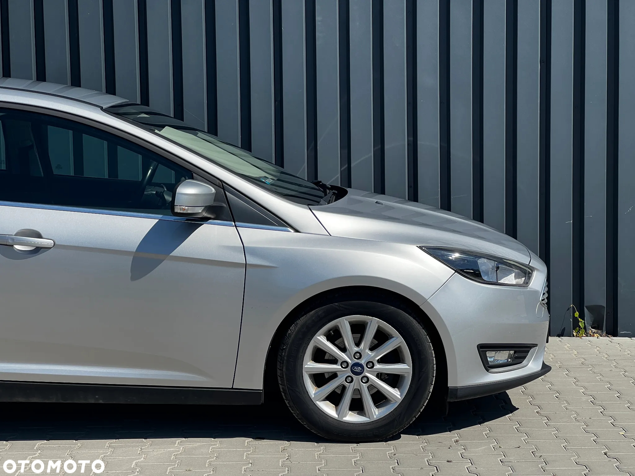 Ford Focus Turnier 1.5 EcoBlue Start-Stopp-System TITANIUM - 5