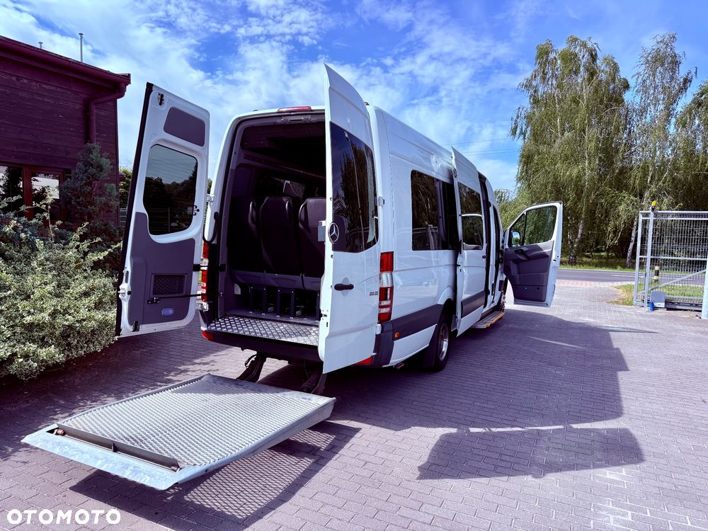 Mercedes-Benz SPRINTER 516 - 19
