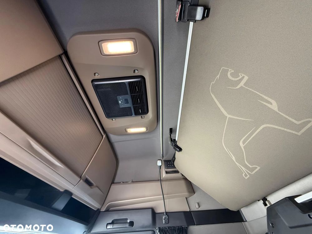 MAN TGX 470 LLS-u Low Deck Mega Retarder - 7